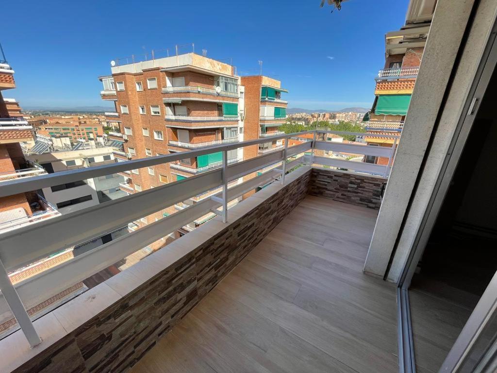 Precioso Apartamento. Buenas Vistas Y Tranquilidad Apartment Granada Bagian luar foto